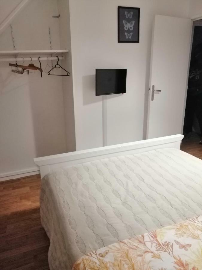 Chambres D'Hotes Chez Marilou Aulnay-sous-Bois Exteriör bild