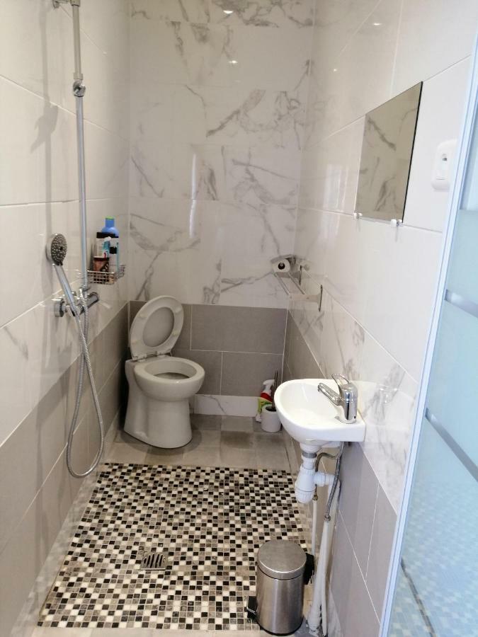 Chambres D'Hotes Chez Marilou Aulnay-sous-Bois Exteriör bild
